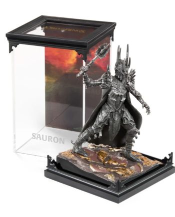 The Noble Collection Lord of the Rings: Sauron Diorama Figure